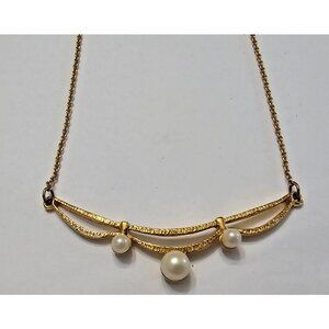Vintage Avon Faux Pearls Gold Tone Pendant Necklace